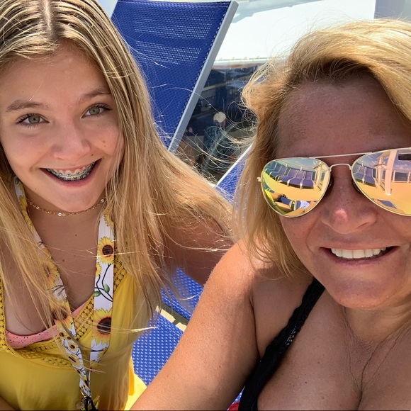 Meet your Posher, Jenny - Picture 5 of 8